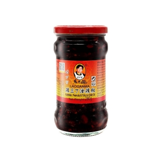 Lao Gan Ma Peanuts and Tofu in Chilli Oil 280g
